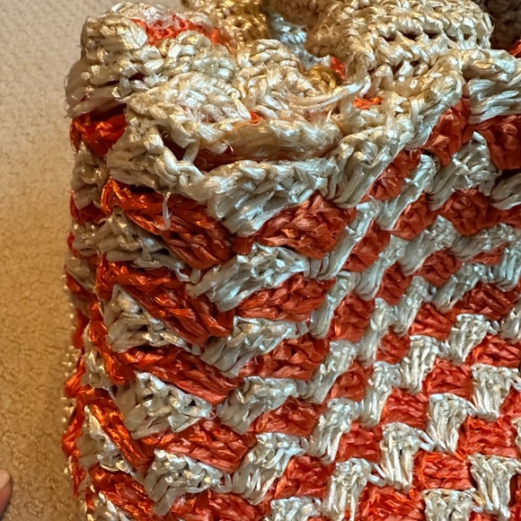 Prada raffia bag... - Picture 5 of 10